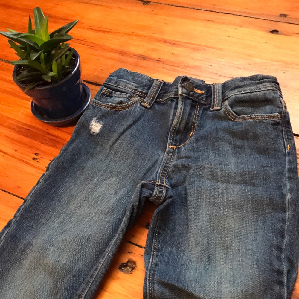 Girls Destroyed Jean Capri